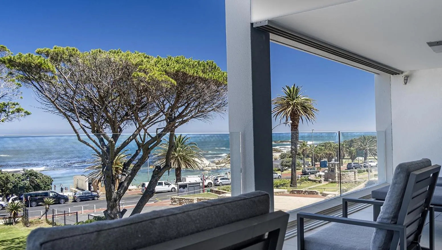 Villa Blue Views Penthouse Beachfront Apartment With Pool