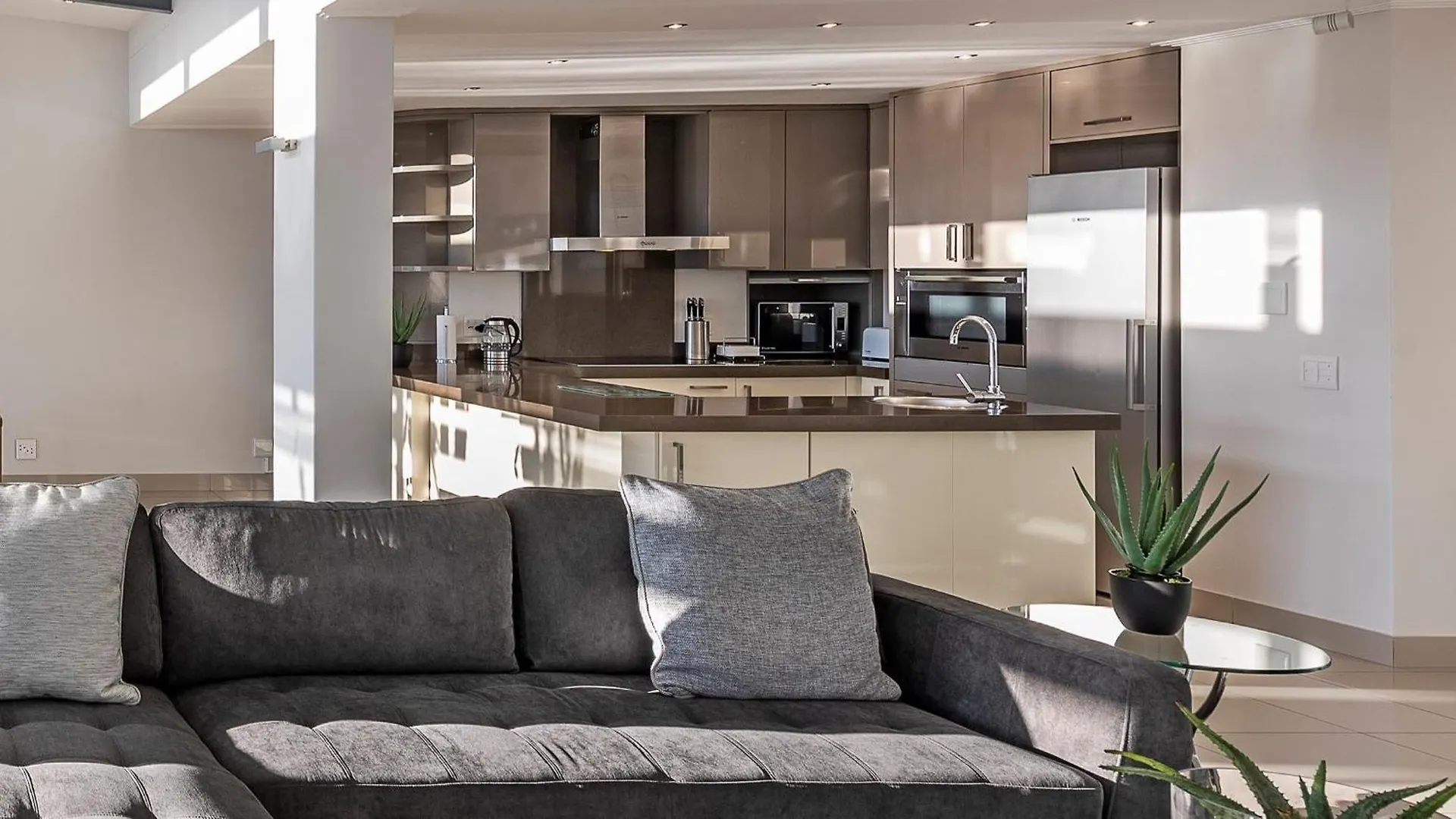 Blue Views Penthouse Beachfront Apartment With Pool 0*, Cape Town South Africa