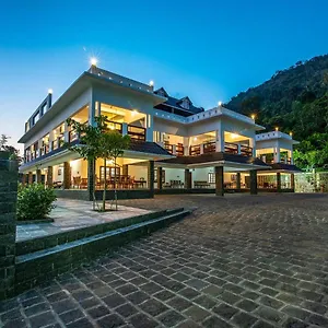 https://springhills-villa-ayurvedic-spa-by-vista-rooms.kerala-hotels.net